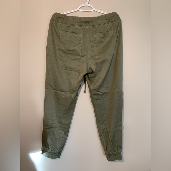 Bella Dahl Pocket Jogger - Picture 6 of 8